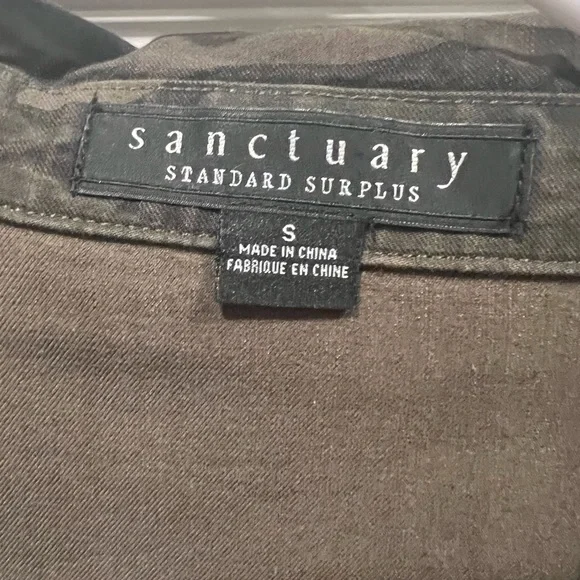 NWOT-Sanctuary Camouflage denim jacket - Picture 2 of 6